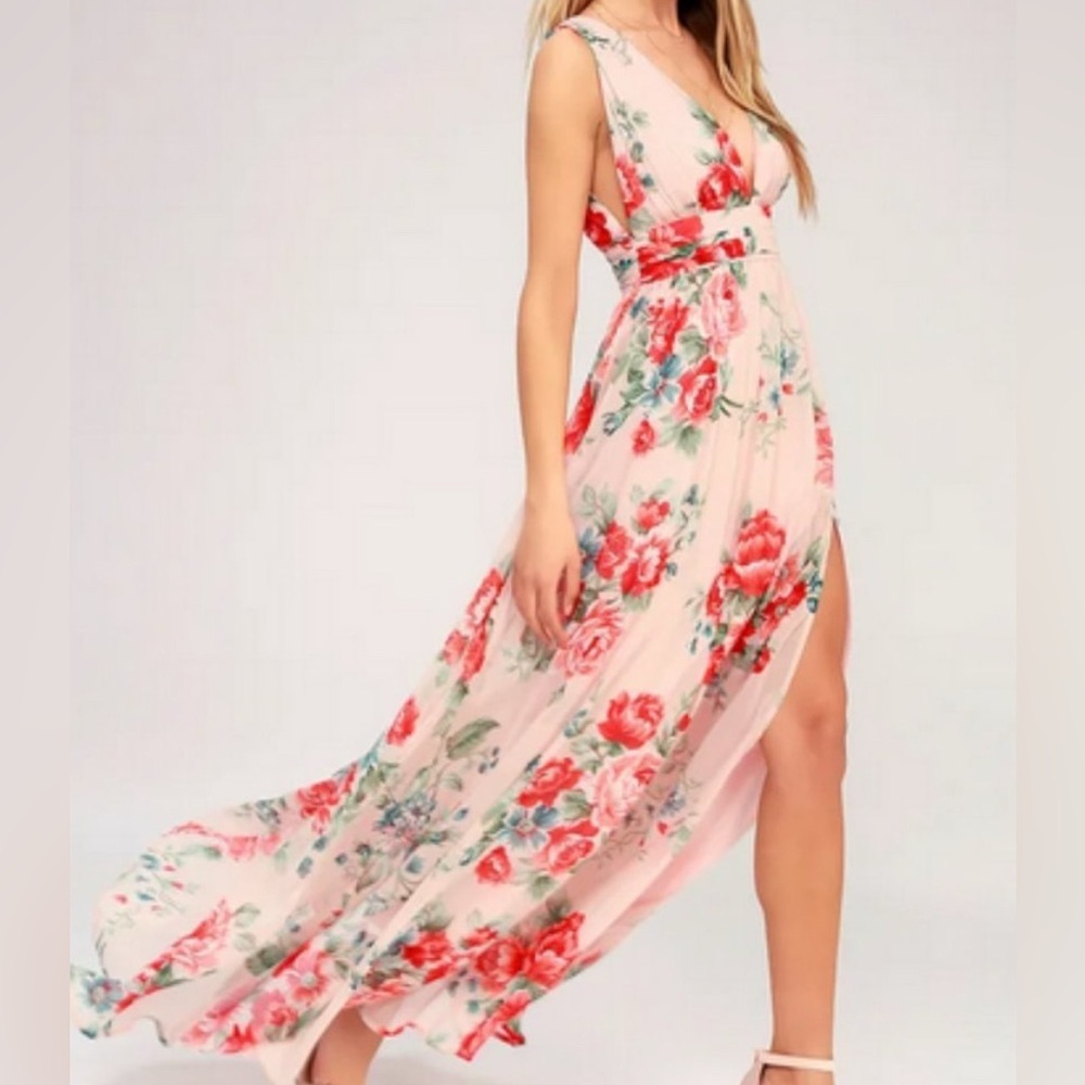 NWT Lulu's Blush Floral Garden Meandering Plunge Maxi Dress Size Small - Picture 1 of 7